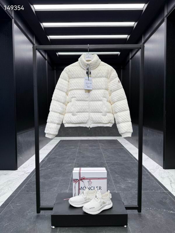 Moncler Down Jacket Wmns ID:20251123-136